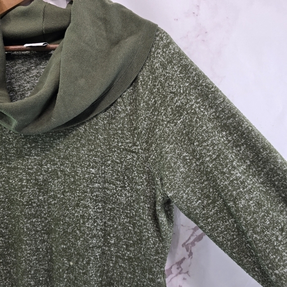 Cabi Dress Womens Medium Green Cowl Sweatshirt Solace Long Sleeve Heathered 4016 - Picture 10 of 11